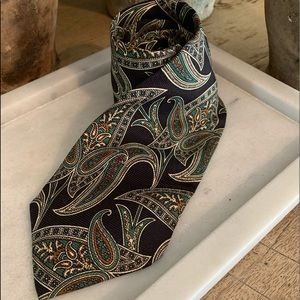 VINTAGE HAROLDS Tie Italian Silk Black Hand Sewn Paisley Design